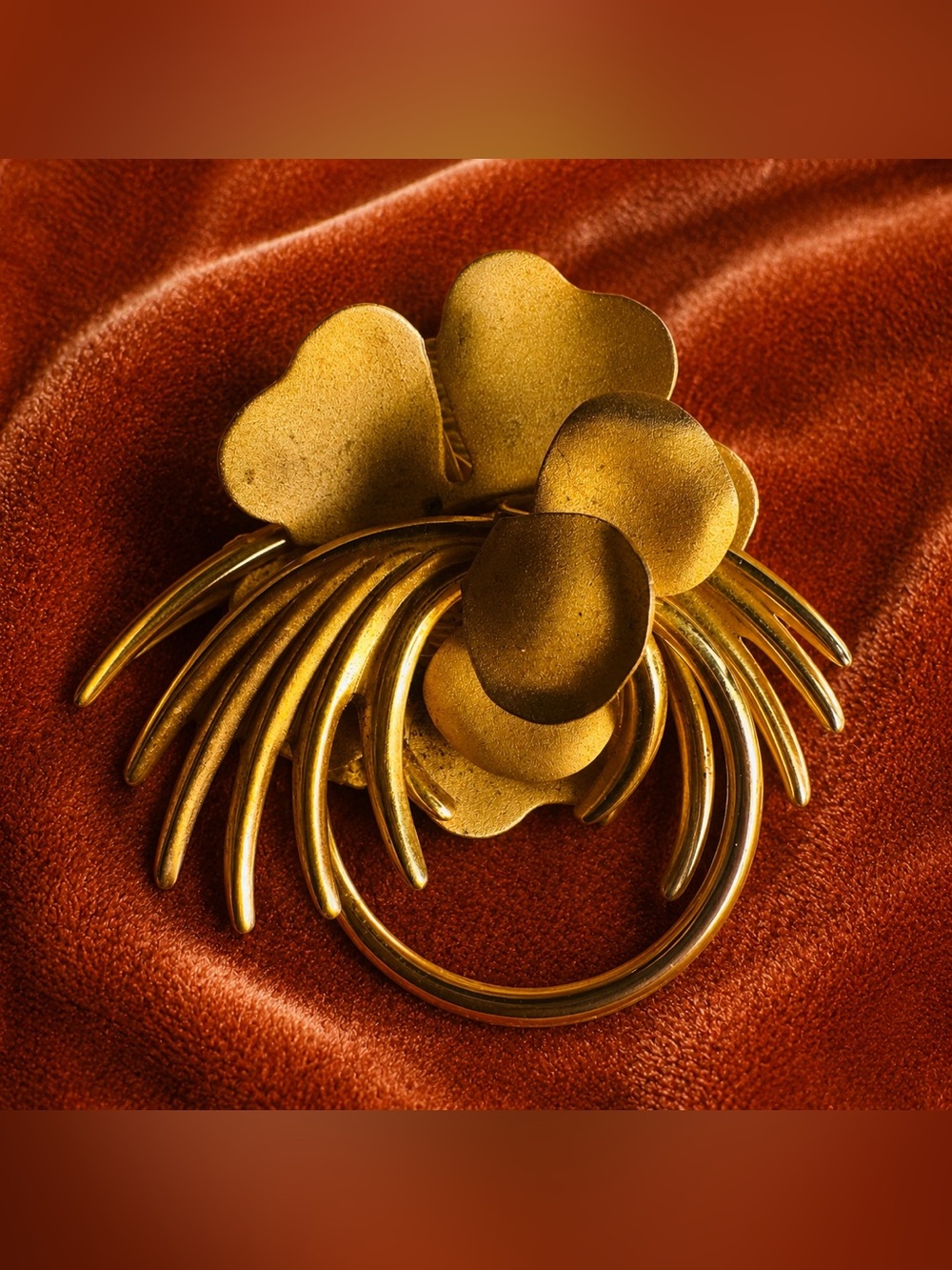 Vintage Gold Tone Modernist Floral Brooch Matte & Polished Abstract Flower Pin